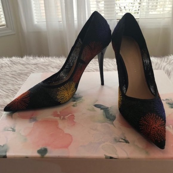 ZARA SHEELS - Picture 8 of 8